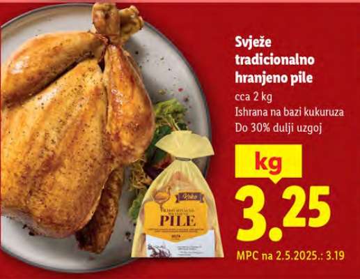 Svježe tradicionalno hranjeno pile